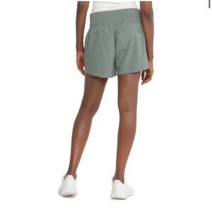 Eddie Bauer Tree Line Shorts